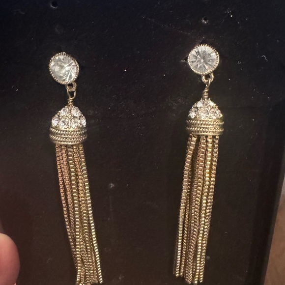 Elegant Heidi Daus Gold Tassel Earrings Crystal Accents Pave Design - Picture 6 of 7